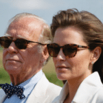 découvrez l'apparition saisissante d'albert et charlène de monaco en pleine nature, aux côtés de caroline de monaco, pour un moment exceptionnel et rare.