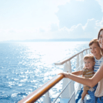 découvrez des croisières inoubliables à vivre au moins une fois dans une vie, avec des paysages époustouflants, des expériences uniques et des moments magiques en mer.