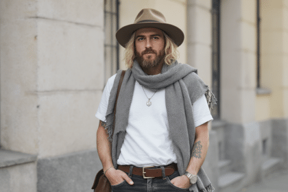 découvrez comment accessoiriser une tenue pour la transformer facilement et sublimer votre style au quotidien avec nos conseils pratiques et tendances.