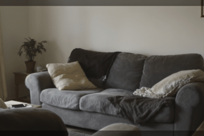 découvrez comment transformer une pièce facilement grâce à quelques changements simples et efficaces pour un intérieur rénové et harmonieux.