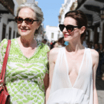 découvrez comment meryl streep et anne hathaway ont captivé mexico lors du lancement très attendu de la suite du film culte « le diable s’habille en prada ».