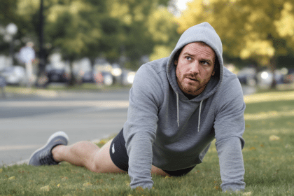 découvrez les avantages et les limites de faire du sport tous les jours, ainsi que des conseils pour adopter une routine saine et équilibrée adaptée à vos besoins.