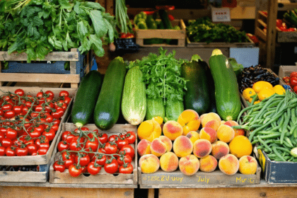 découvrez les fruits et légumes de juillet, des produits frais et de saison pour des repas savoureux et sains tout au long de l'été.