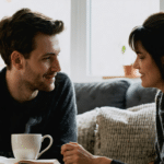découvrez les défis uniques des relations avec une personne borderline et apprenez les clés essentielles pour construire une relation durable et harmonieuse.